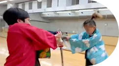殺陣のレッスン風景